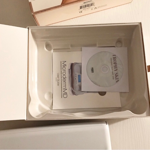 TS MicrodermMD Professional Grade Home Microdermabrasion System Plus 3 Add Ons - Picture 9 of 11